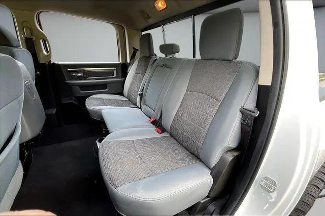 2017 Ram 1500 Big Horn Crew Cab 4x2 57 Box