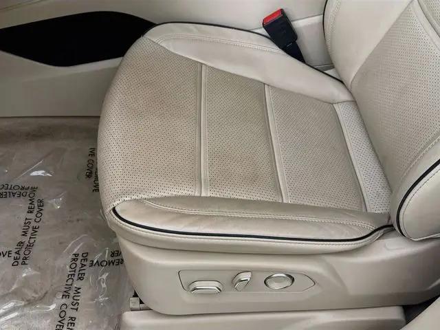 2024 Cadillac Escalade 4WD Premium Luxury