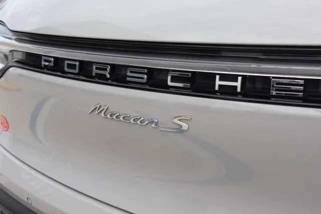 2024 Porsche Macan S