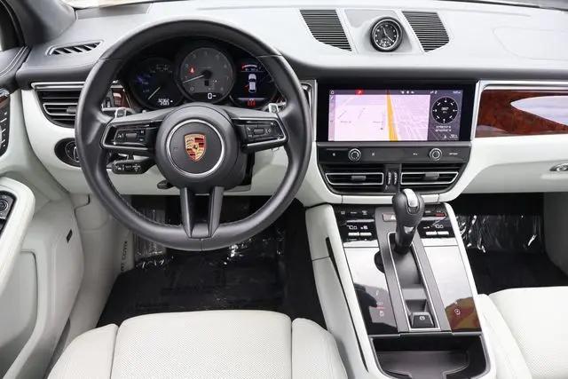 2024 Porsche Macan S