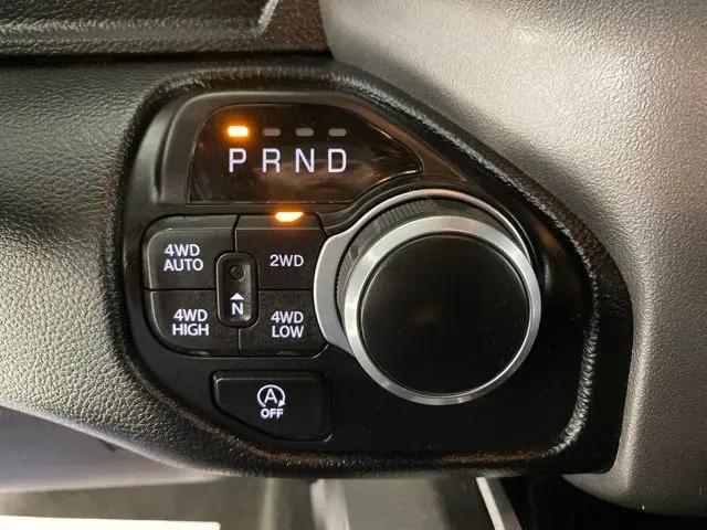 2021 Ram 1500 Big Horn Crew Cab 4x4 5'7" Box