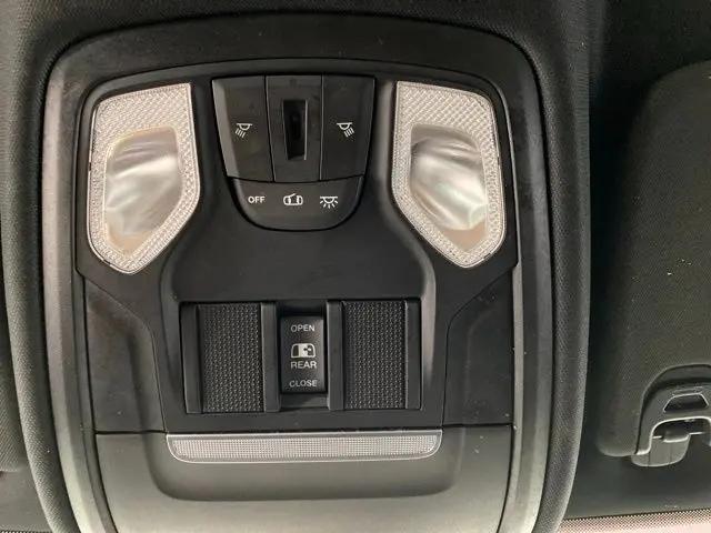 2021 Ram 1500 Big Horn Crew Cab 4x4 5'7" Box