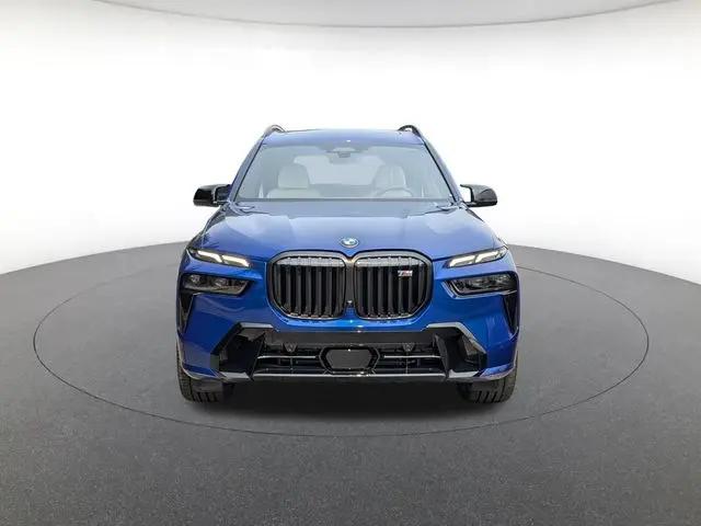 2027 BMW X7 M60i