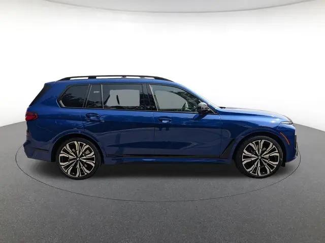 2027 BMW X7 M60i