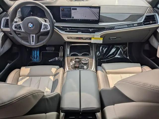 2027 BMW X7 M60i