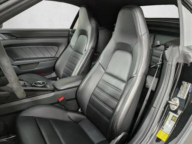 2023 Porsche 911 Carrera GTS Cabriolet