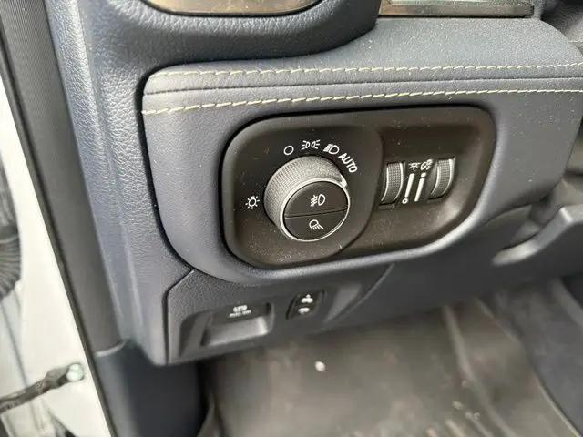2021 Ram 1500 Limited Crew Cab 4x4 5'7" Box