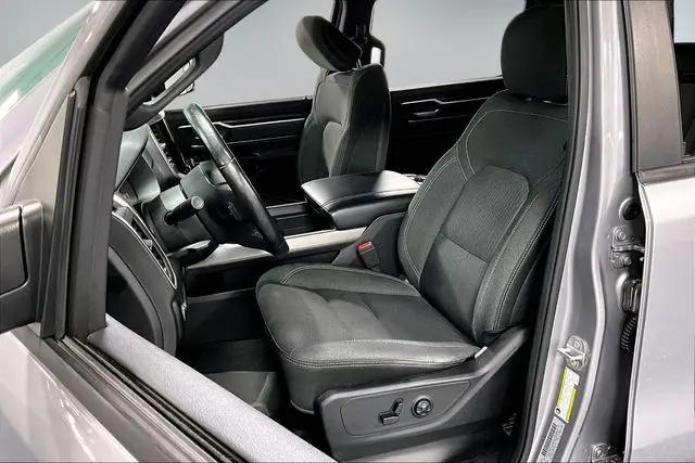 2019 Ram 1500 Big Horn/Lone Star Crew Cab 4x4 57 Box