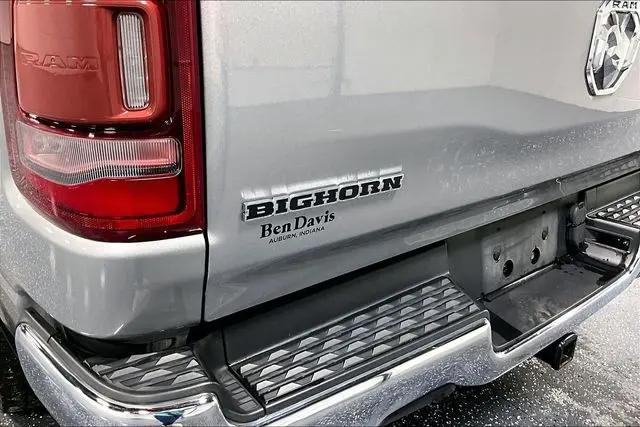 2019 Ram 1500 Big Horn/Lone Star Crew Cab 4x4 57 Box