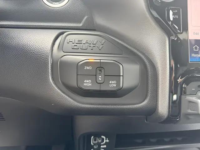 2025 Ram 2500 Tradesman Crew Cab 4x4 64 Box