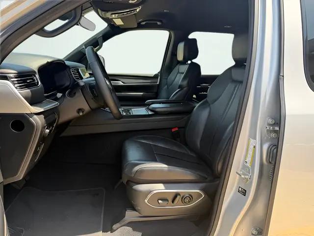 2024 Jeep Wagoneer Series II 4x4