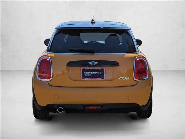 2018 MINI Hardtop Cooper