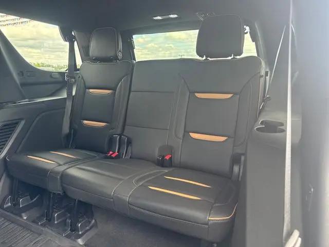 2023 GMC Yukon AT4