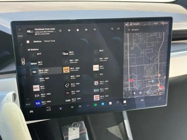 2024 Tesla Model X Plaid Tri Motor All-Wheel Drive