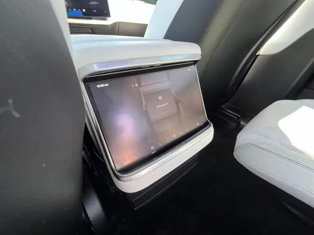2024 Tesla Model X Plaid Tri Motor All-Wheel Drive