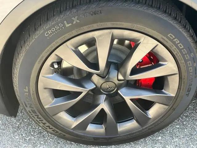 2024 Tesla Model X Plaid Tri Motor All-Wheel Drive