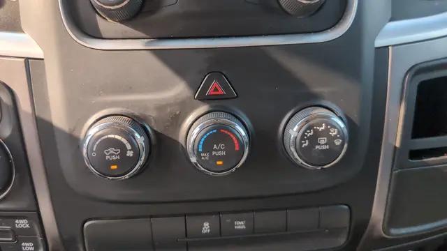 2021 Ram 1500 SLT Crew Cab 4x4 64 Box