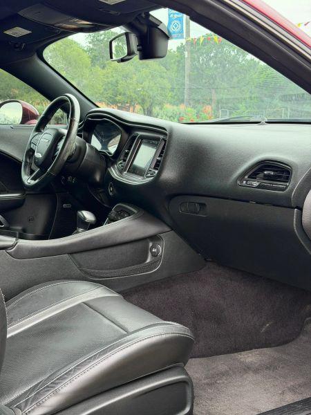 2018 Dodge Challenger SXT Plus