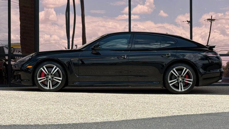 2012 Porsche Panamera Turbo S