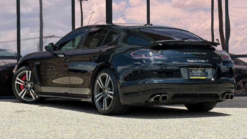 2012 Porsche Panamera Turbo S