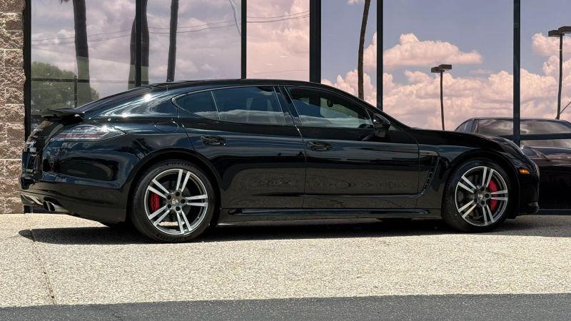 2012 Porsche Panamera Turbo S