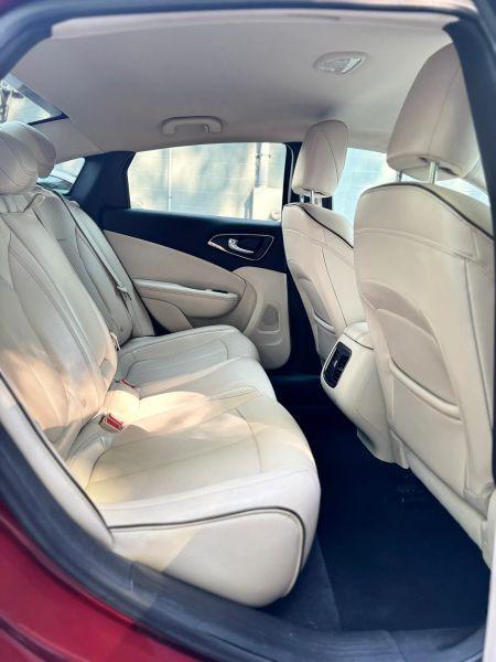 2015 Chrysler 200 C