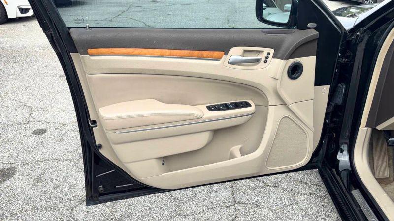 2014 Chrysler 300 300C