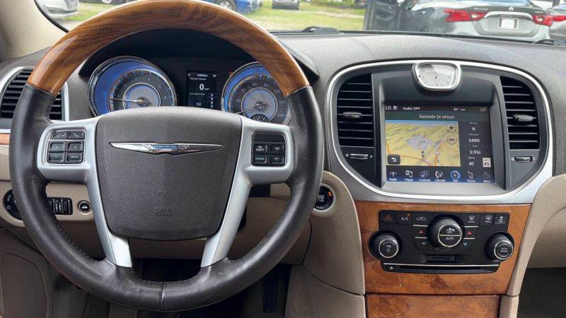 2014 Chrysler 300 300C