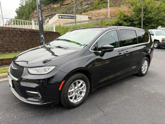 2023 Chrysler Pacifica Touring