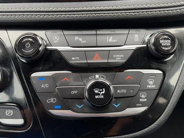 2023 Chrysler Pacifica Touring