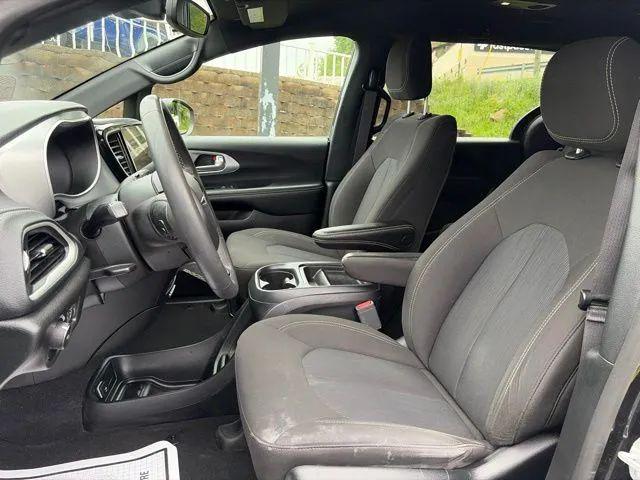 2023 Chrysler Pacifica Touring