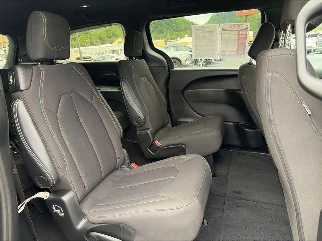 2023 Chrysler Pacifica Touring