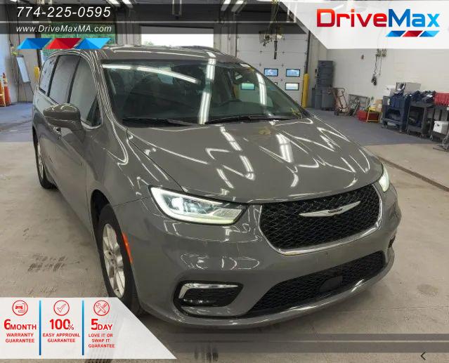 2022 Chrysler Pacifica Touring L for sale in West Bridgewater, MA