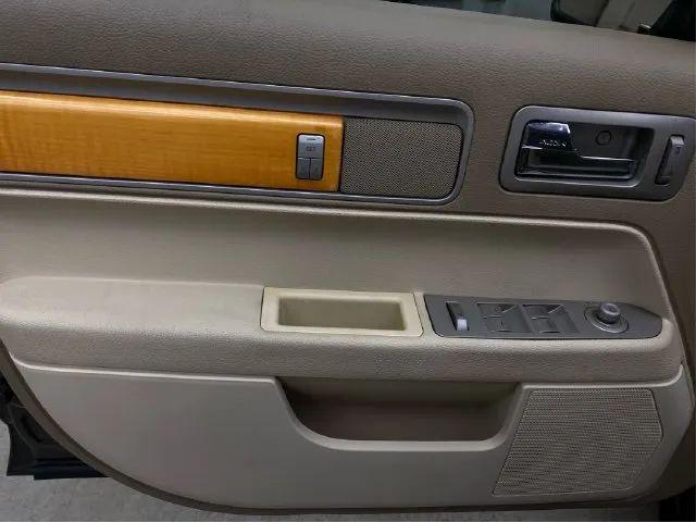 2006 Lincoln Zephyr Base