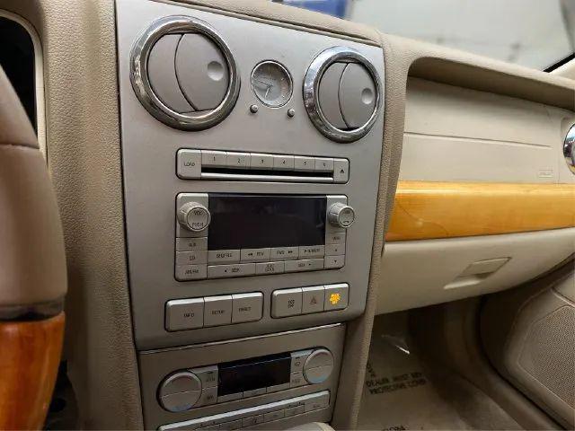 2006 Lincoln Zephyr Base