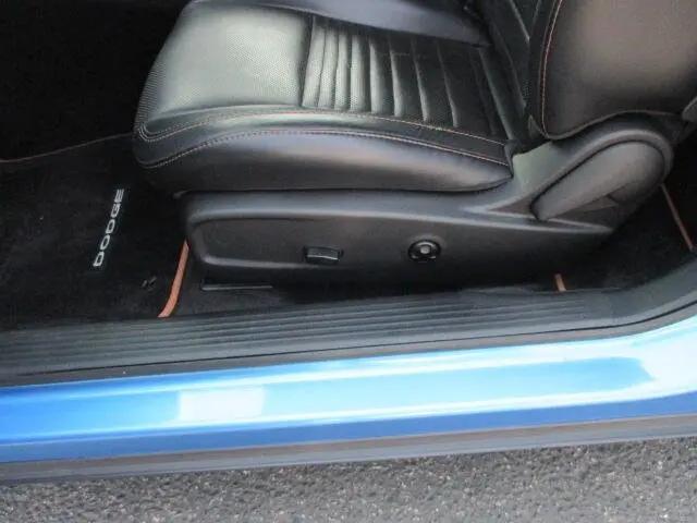 2015 Dodge Challenger R/T Plus Shaker