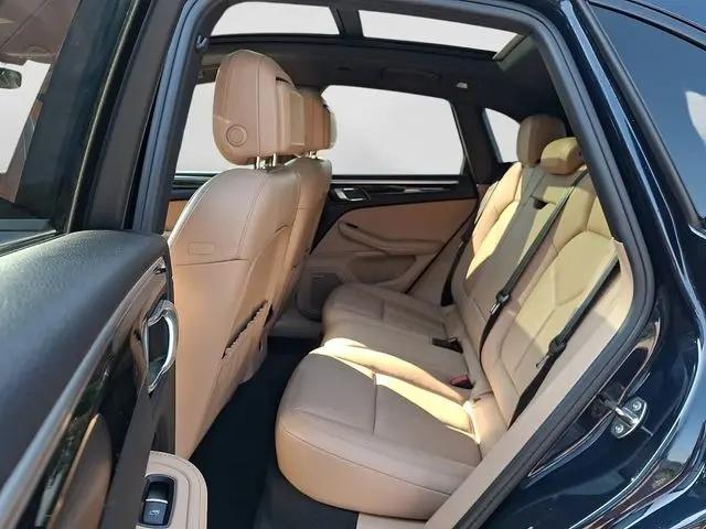 2019 Porsche Macan Macan