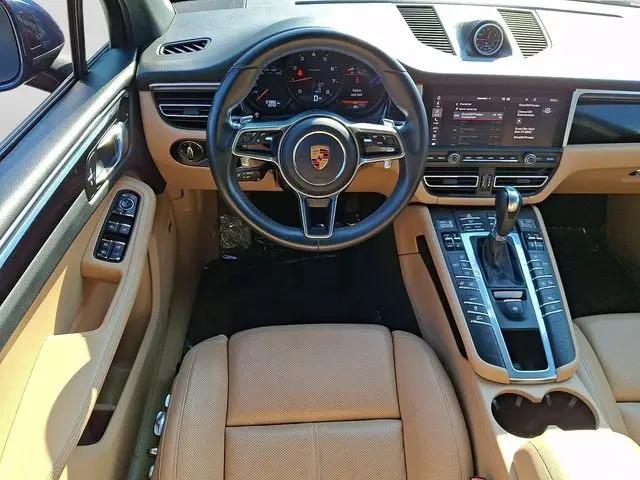 2019 Porsche Macan Macan