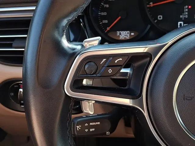 2019 Porsche Macan Macan