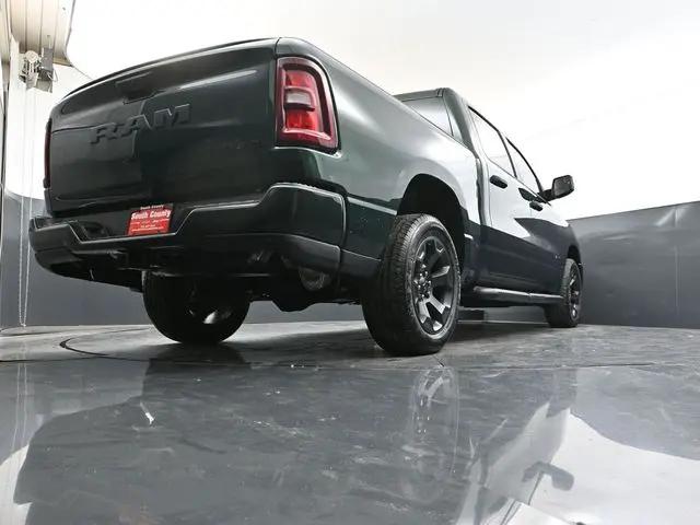 2026 Ram 1500 Express Crew Cab 4x4 57 Box