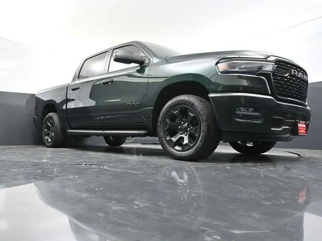2026 Ram 1500 Express Crew Cab 4x4 57 Box