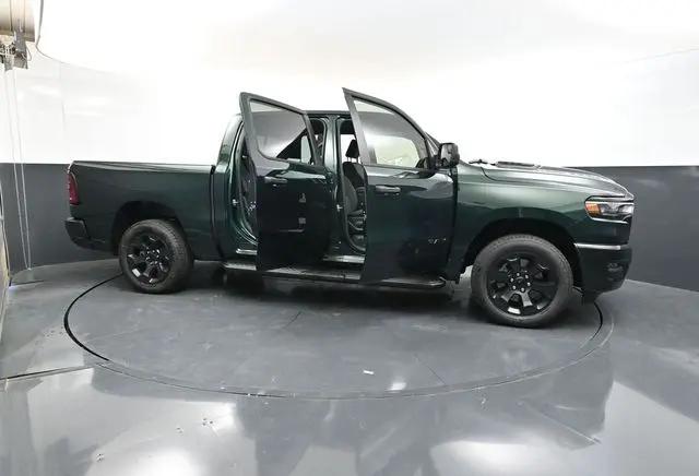 2026 Ram 1500 Express Crew Cab 4x4 57 Box