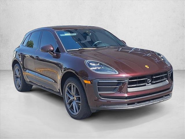 2023 Porsche Macan AWD