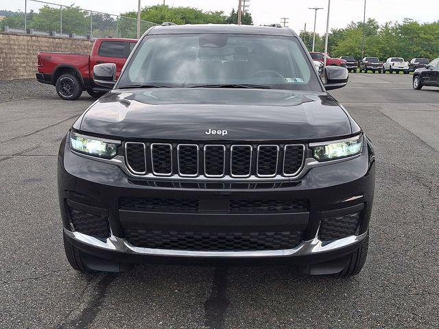 2023 Jeep Grand Cherokee L Laredo 4x4 2023 Jeep Grand Cherokee L Laredo 4x4