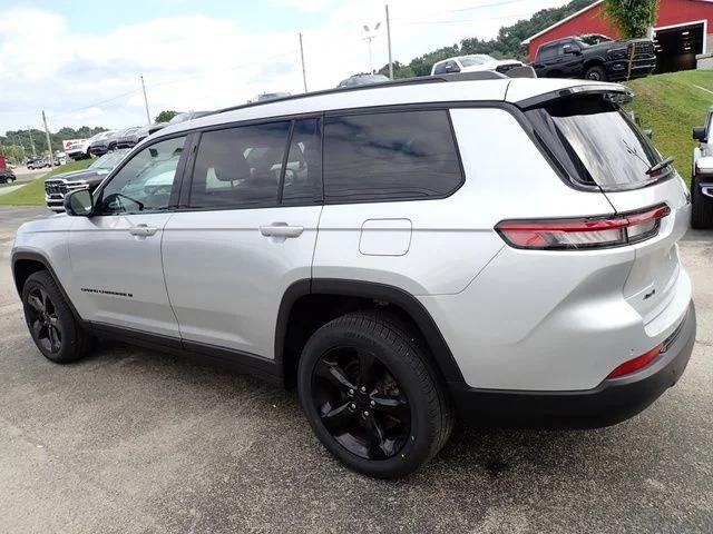 2023 Jeep Grand Cherokee L Altitude 4x4 2023 Jeep Grand Cherokee L Altitude 4x4
