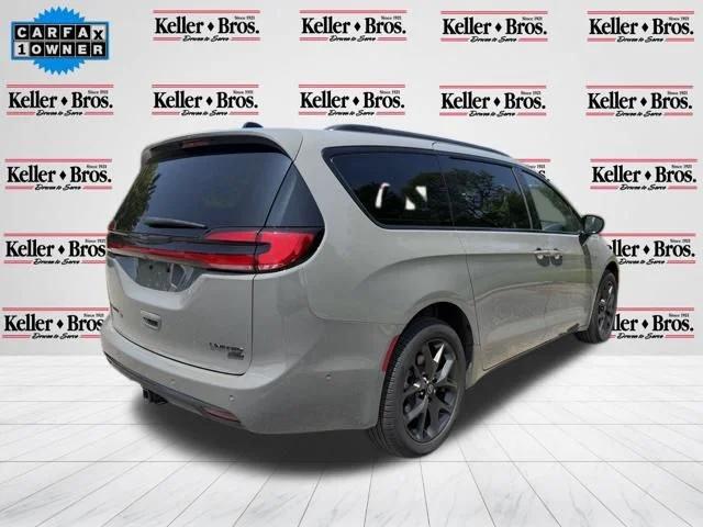 2025 Chrysler Pacifica Limited AWD