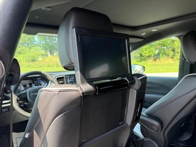 2025 Chrysler Pacifica Limited AWD