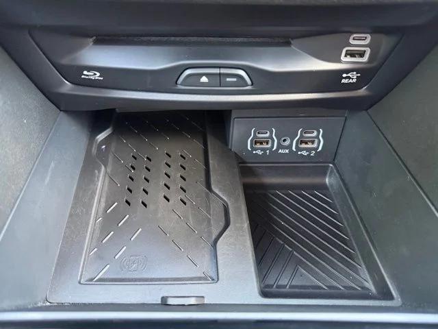 2025 Chrysler Pacifica Limited AWD