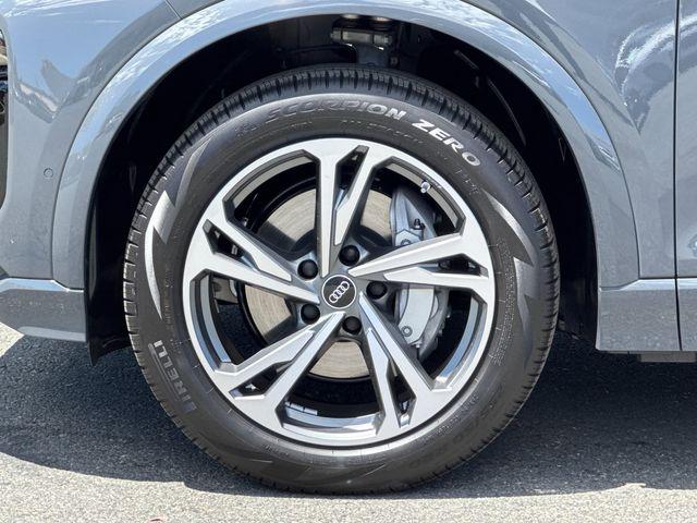 2027 Audi Q6 e-tron Premium quattro