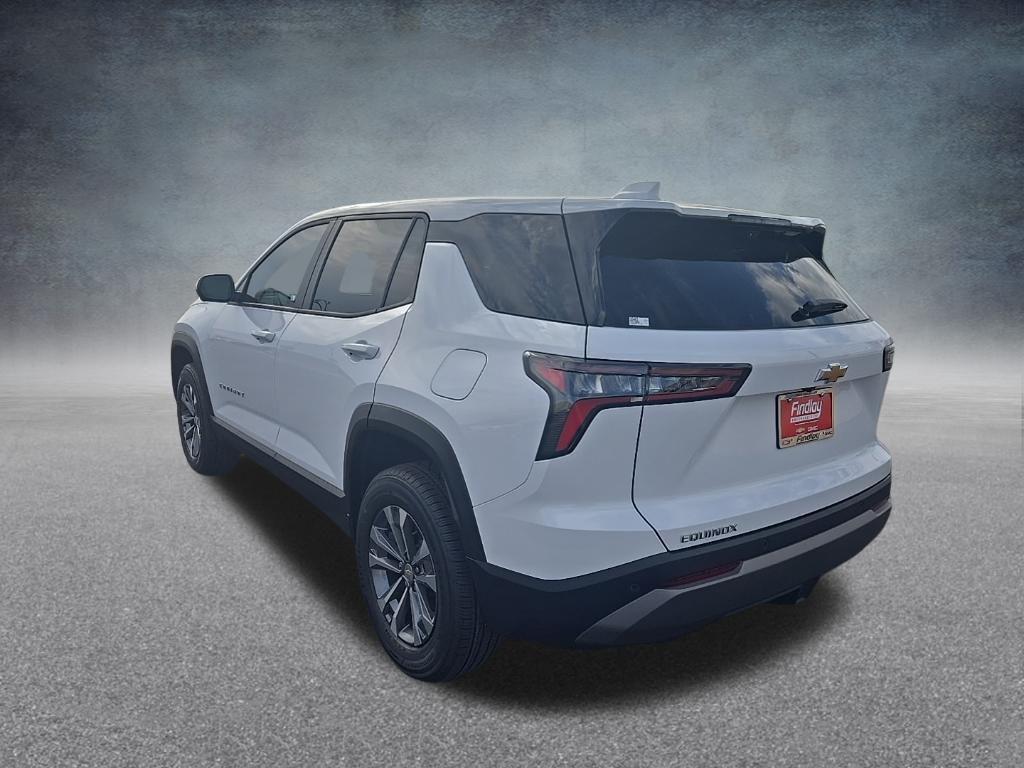 2027 Chevrolet Equinox LT - Photo 6